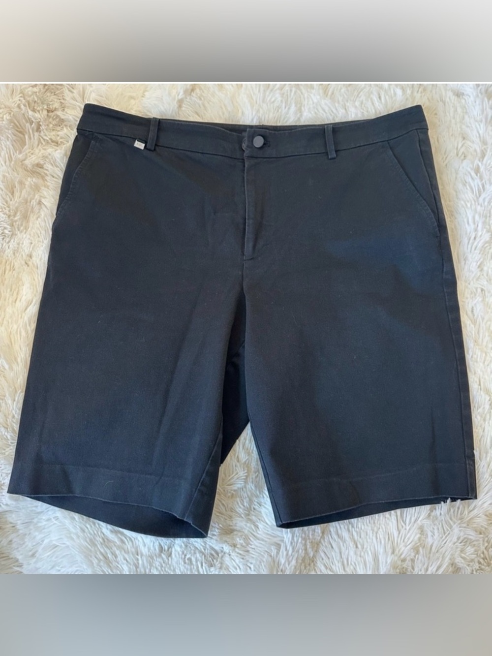Ralph Lauren Women’s Black Bermuda Shorts Size: 14